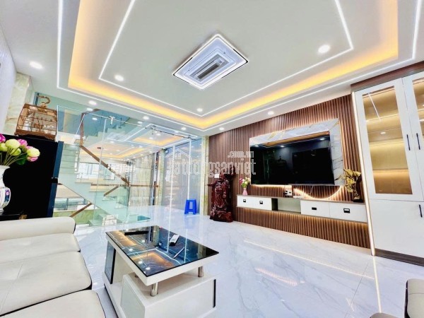 NHÀ HẺM XE HƠI NHÀ LÊ VĂN QUỚI, 81M2, 4 TẦNG, (6.2x13) GIÁ 7.2 TỶ.
