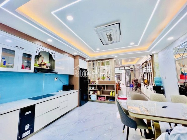 NHÀ HẺM XE HƠI NHÀ LÊ VĂN QUỚI, 81M2, 4 TẦNG, (6.2x13) GIÁ 7.2 TỶ.