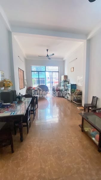 Nhà Sư Vạn Hạnh, Quận 10 – 33m² – 10.5 tỷ – Gần Siêu thị Sài Gòn