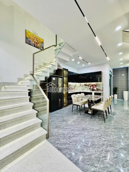 9.9 TỶ – NHÀ ĐẸP HIỆP NHẤT, XE HƠI VÀO TẬN NHÀ – KHU VIP ĐỆ NHẤT KHÁCH SẠN