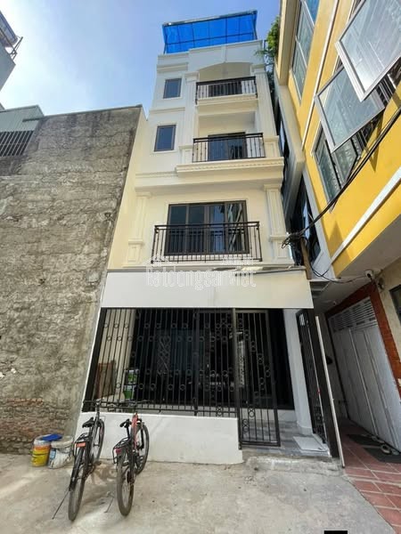 BÁN NHÀ NGÕ 68 CẦU GIẤY – 6 TẦNG ĐẸP LONG LANH – FULL NỘI THẤT CAO CẤP – CHỈ NHỈNH 9 TỶ - Ô TÔ ĐỖ