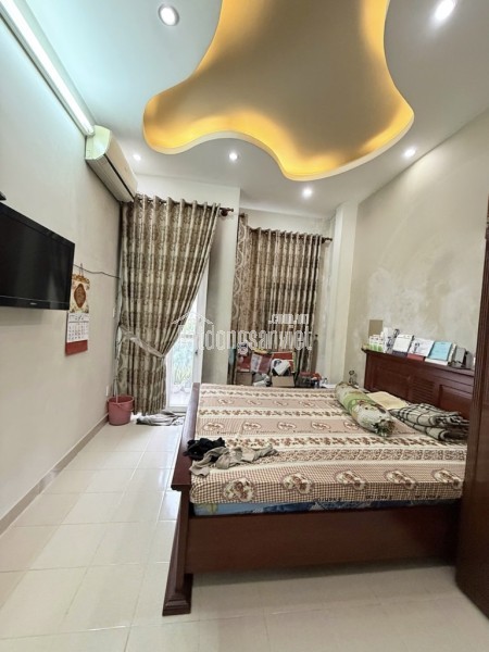 KHU VIP TÂN PHÚ - ĐƯỜNG NHỰA 16 MÉT CÓ LỀ ĐƯỜNG - NHÀ 2 MT - 4 TẦNG BTCT - 59 M2 - CHỈ NHỈNH 9 TỶ