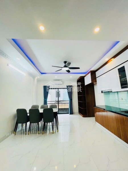 GẦN 10TỶ- VÕ CHÍ CÔNG/ TÂY HỒ - NHÀ MỚI 40M2- 6 TẦNG THANG MÁY - 10M RA Ô TÔ - MỚI KÍNH KOONG