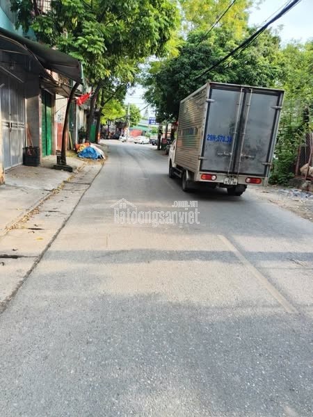 NHÀ DÂN XÂY, MẶT PHỐ KINH DOANH SẦM UẤT, DÒNG TIỀN TỐT, GIÁ TỐT
