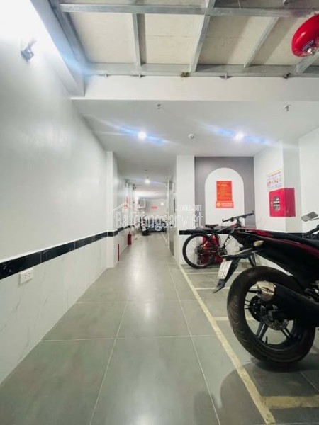 CCMN DÒNG TIỀN - OTO ĐỖ CỬA - THANG MÁY - FULL ĐỒ ĐẦY ĐỦ PCCC - GẦN KHU LIỀN KỀ