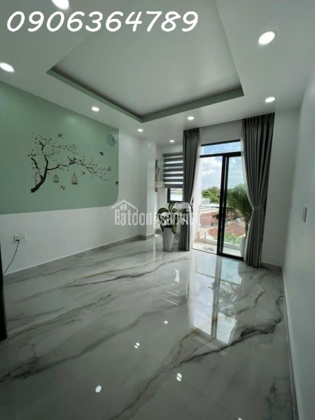 BÁN NHÀ HẺM XE HƠI – LÊ VĂN SỸ – QUẬN 3
5 TẦNG – SÂN THƯỢNG – 4 PHÒNG NGỦ – NỞ HẬU