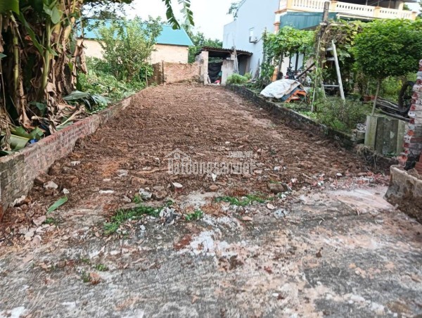 Bán đất thổ cư 100m2 Phú Cát, Quốc Oai. Mặt tiền 6m, sổ đỏ chính chủ. Giá 3 tỷ. LH: 0944090291