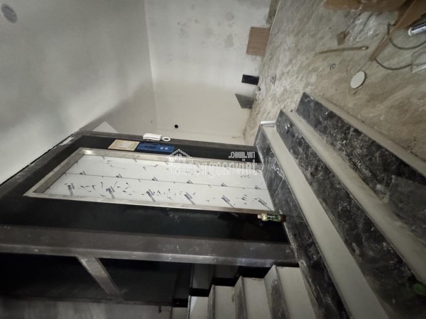 HÁI RA TIỀN! BẮC TỪ LIÊM: CC MINI MỚI CỨNG - 6 TẦNG THANG MÁY - DÒNG TIỀN 30 TRIỆU/THÁNG