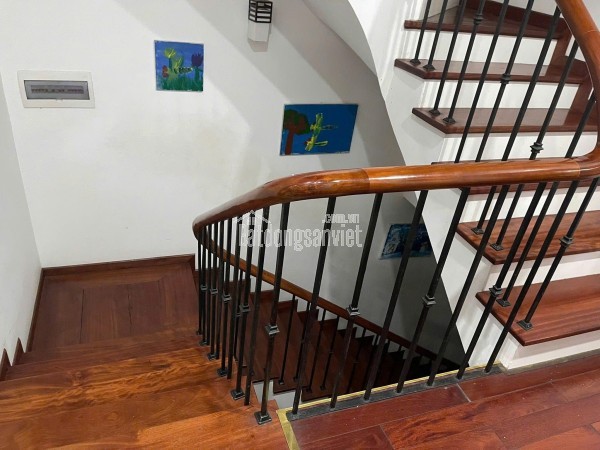 BÁN NHÀ PHỐ XUÂN LA, TÂY HỒ – 9 TẦNG THANG MÁY – DÒNG TIỀN CHO THUÊ 270TR/THÁNG