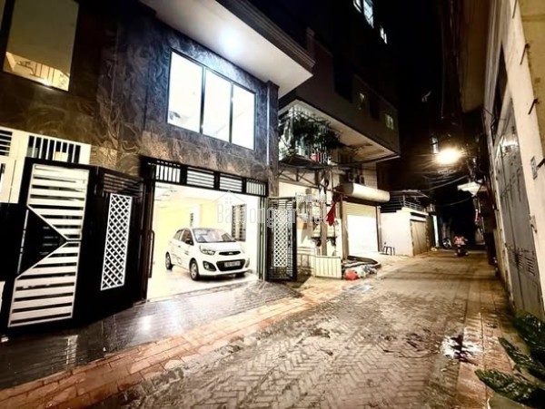 1/11 giảm chào 500tr, chủ cần bán gấp Vị trí đẹp giao thông , giao thương thuận tiện, 3 bước chân