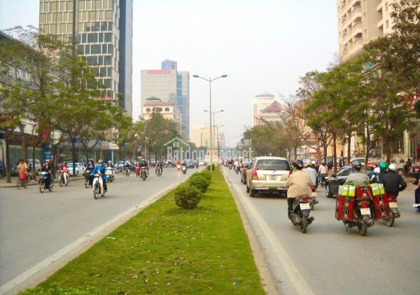 NHÀ CHỦ TỰ XÂY CHẮC CHẮN KHU PHÂN LÔ VIP QUANH THÁI HÀ, ĐỐNG ĐA - CHÀO 18,3 TỶ,PHÂN LÔ Ô TÔ TRÁNH,