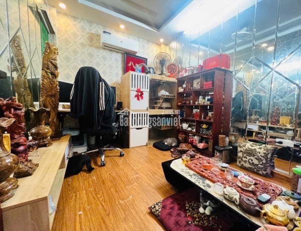 Bán nhà Vũ Tông Phan – 33m x 5 tầng mới – Ô tô đỗ cách 15m – 2 mặt thoáng, phù hợp ở kết hợp kinh