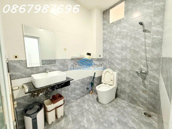 Bán căn nhà cấp 4 lô góc 2 mặt tiền đường Đặng Lộ, Vĩnh Hải, Nha Trang