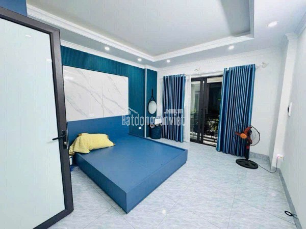 BÁN NHÀ HÀO NAM MẶT NGÕ KINH DOANH Ô TÔ - NHÀ 30M 5 TẦNG - SỔ ĐỎ NỞ NẬU THÔNG TIN CHUẨN