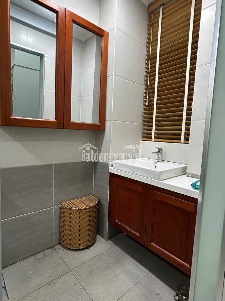 Nhà hẻm xe hơi ĐHT02, Đông Hưng Thuận, Q12