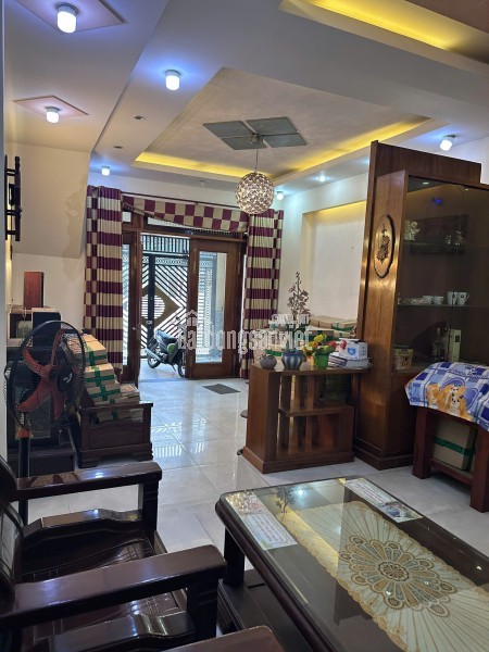 Bán nhà mặt tiền Chế Lan Viên, Tân Phú 4 x 20m, 2 lầu, 15.2 tỷ TL