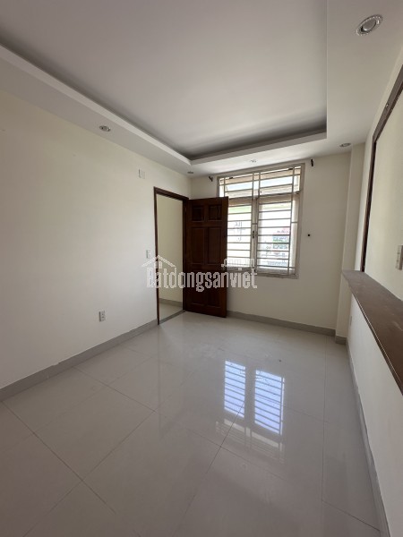 Bán nhà mặt tiền Chế Lan Viên, Tân Phú 4 x 20m, 2 lầu, 15.2 tỷ TL