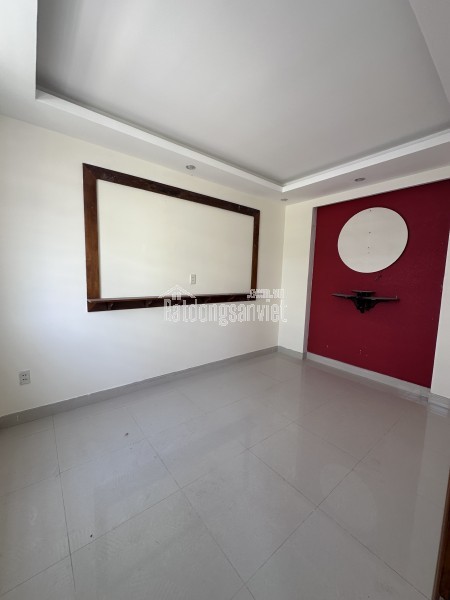 Bán nhà mặt tiền Chế Lan Viên, Tân Phú 4 x 20m, 2 lầu, 15.2 tỷ TL