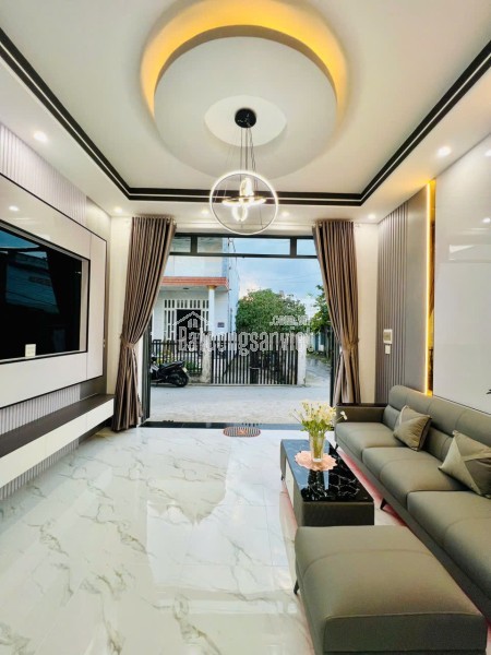 83. nhà 5 triệu 2 phòng ngủ sâu lưng bệnh viện Đa Khoa Trung Ương