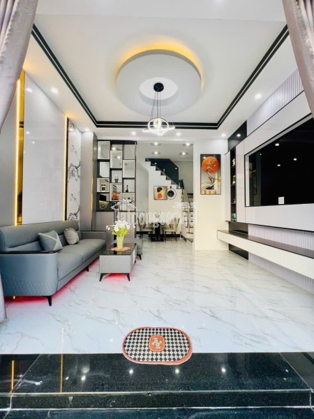 83. nhà 5 triệu 2 phòng ngủ sâu lưng bệnh viện Đa Khoa Trung Ương