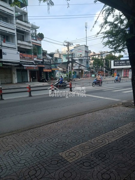 Cần tiền hạ giá bán gấp nhà vị trí phong thuỷ đắc địa MT Tùng Thiện Vương, P.13,Quận 8