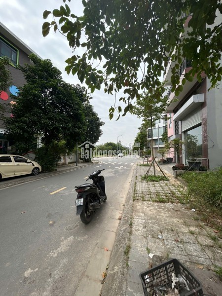 bán đất tặng nhà mặt phố Cao Lỗ - Đông Anh