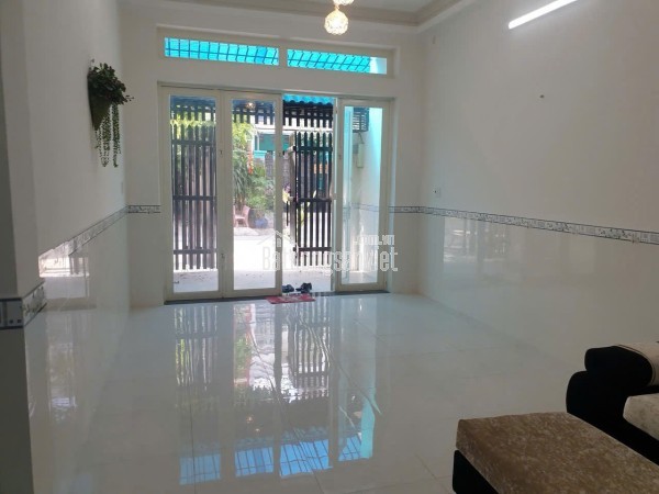 Bán nhà hẻm Đồng Đen, phường 14, Tân Bình - Nhà mới đẹp, sát mặt tiền đường, giá tốt