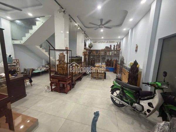 NHÀ ĐẸP SIÊU HIẾM NGANG 9M - NGAY LÊ VĂN QUỚI- HẺM THÌ XE TẢI MÀ CHỈ HƠN 7 TỶ