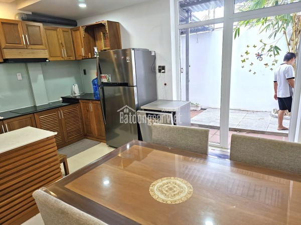 Bán nhà 3 tầng đường Nguyễn Biểu – Nha Trang, 151m², 6 phòng ngủ, giá 12 tỷ