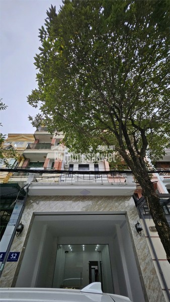 Cho thuê nhà ngõ 110 Trung Kính, DT 92m2 x 5 Tầng, Mặt tiền 4.2m, 9 phòng, Đường 12m, ô tô đỗ cửa.