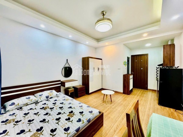 BÁN NHÀ ĐẸP, ĐƯỜNG LẠC LONG QUÂN, TÂY HỒ, HN.