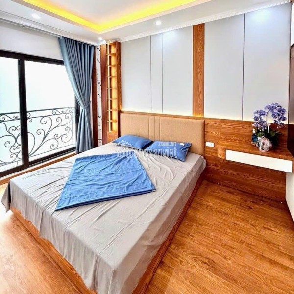 NHỈNH 8 TỶ SỞ HỮU MỚI XÂY THANG MÁY Ô TÔ GẦN PHƯỜNG ĐỊNH CÔNG, 32M2 X 6 TẦNG