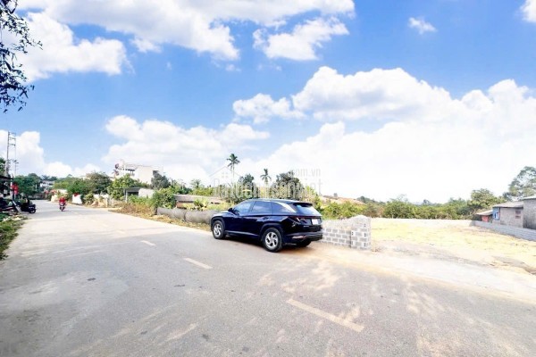 Siêu phẩm cho bác nào muốn xây biệt thự, hoặc nhà xưởng  tại Đồng Vàng - Phú Mãn - Quốc Oai - Diện