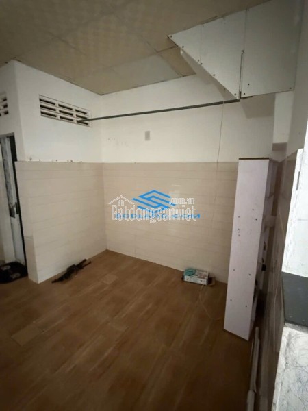 BÁN NHÀ CẤP 4  2 PHÒNG NGỦ HẺM 505 LƯƠNG ĐỊNH CỦA NHA TRANG GIÁ TỐT 1 TỶ 8