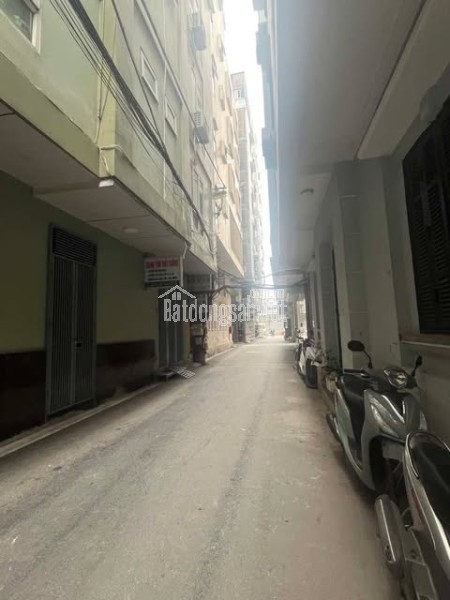 BÁN NHÀ PHÂN LÔ CẦU GIẤY - Ô TÔ ĐỖ CỬA, VỈA HÈ - ĐANG CHO THUÊ 21 TRIỆU