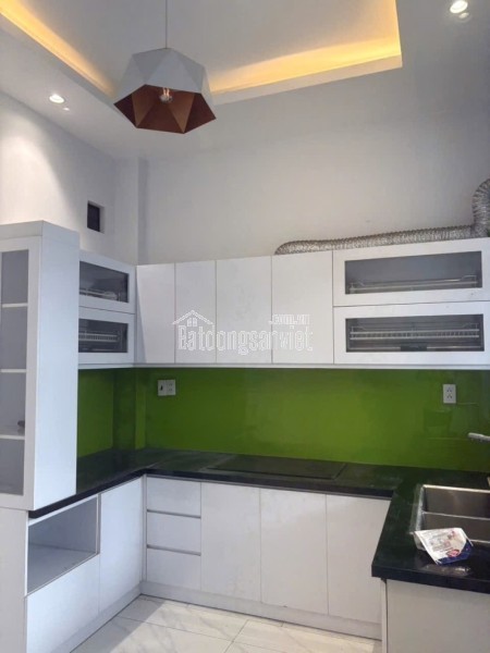 Bán nhà  đường Số 11, Trường Thọ, Thủ Đức. DT 68 m2, 3 tầng, 3PN, SH, 7.39  tỷ.