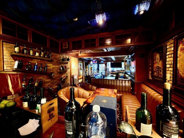 CHO THUÊ HẦM TRUNG TÂM QUẬN 1 – 277 LÊ THÁNH TÔN, TP. HỒ CHÍ MINH