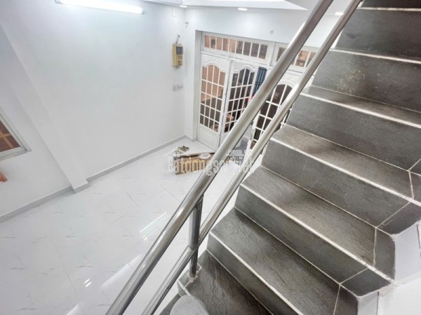 Bán nhà 3 tầng, 4PN hẻm xe hơi đường Số 6, Long Trường, Q.9. TP HCM. DT 56m2, SH, 5.55  tỷ.