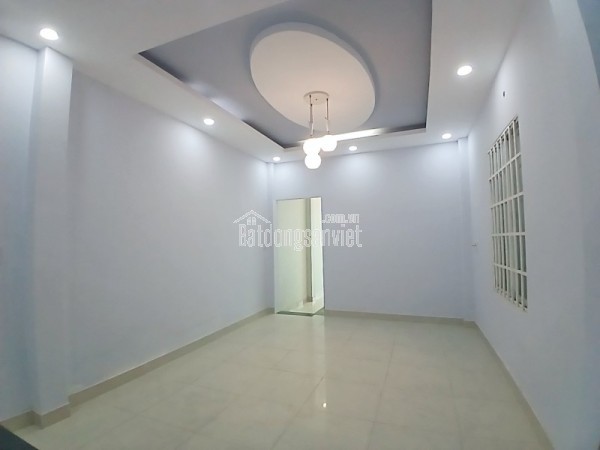 Bán nhà 3 tầng, 4PN hẻm xe hơi đường Số 6, Long Trường, Q.9. TP HCM. DT 56m2, SH, 5.55  tỷ.