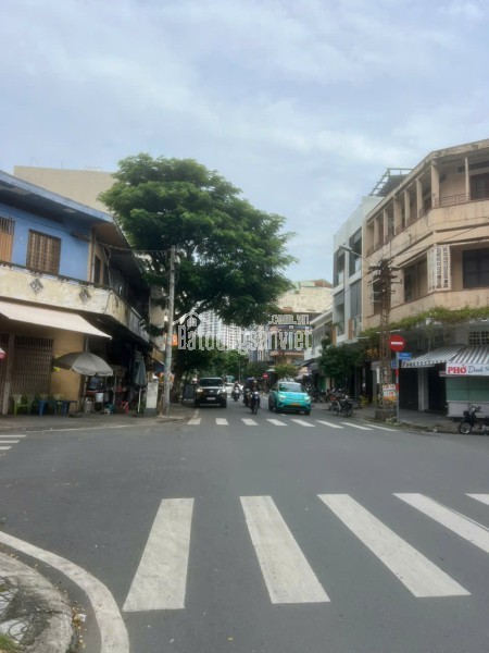 Bán gấp căn góc 2 MT Phó Cơ Điều và Đặng Minh Khiêm Quận 11.