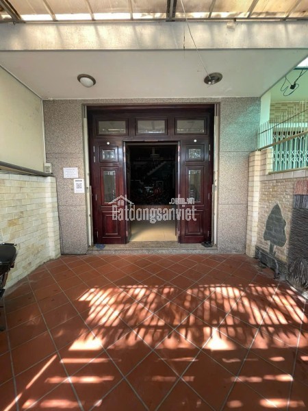 VỪA Ở, VỪA LÀM VP KD, SHOWROOM
Bán nhà 3 tầng mặt tiên đường lê Hồng Phong, Nam Nha Trang (Phước