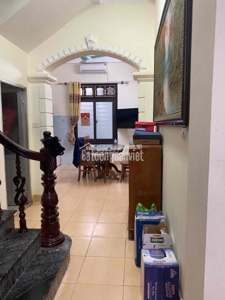 Cho thuê mặt bằng kinh doanh, văn phòng 90m² – Ngõ Hoa Bằng, Yên Hoà, Cầu Giấy