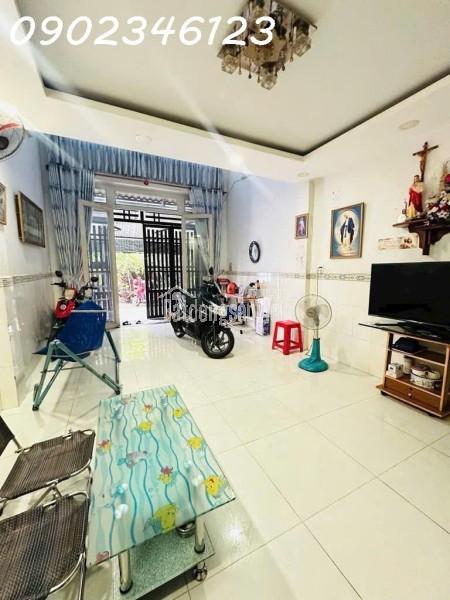 So Hot! Nhà Đẹp 2 Tầng – 2 Mặt Hẻm Thoáng – Ngay Kênh Nước Đen, Lê Thúc Hoạch – Bình Hưng Hoà A –