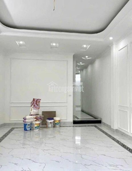 LÔ GÓC TRUNG TÂM HAI BÀ TRƯNG - 70M 5TẦNG - THANG MÁY - VIEW HỒ