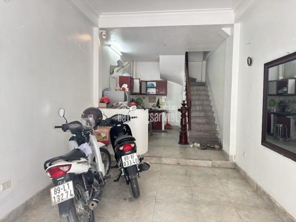 Bán nhà ngõ 405 Ngọc Thuỵ 32m x 3T oto tránh, kinh doanh chỉ nhỉnh 5 tỷ. LH 0936123469