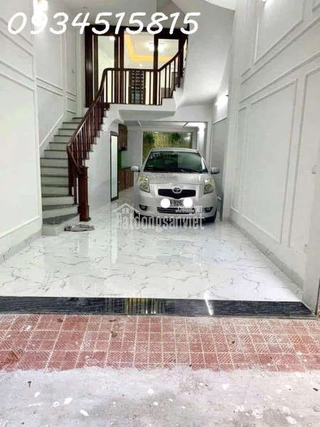 Bán nhà Đê La Thành dân xây, 31m 5 tầng 9,9tir- trung tâm kết nối khu vực Đống Đa