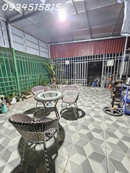 Bán nhà Đê La Thành dân xây, 31m 5 tầng 9,9tir- trung tâm kết nối khu vực Đống Đa