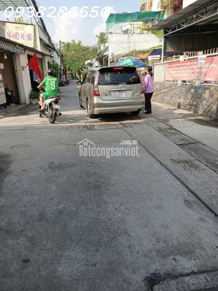 Cần Bán - Nguyễn Văn Quá - Đông Hưng Thuận Q12 - Nhà 2 Tầng,


 Dt: ( 4,4,m x 28m ), Diện Tích sổ: