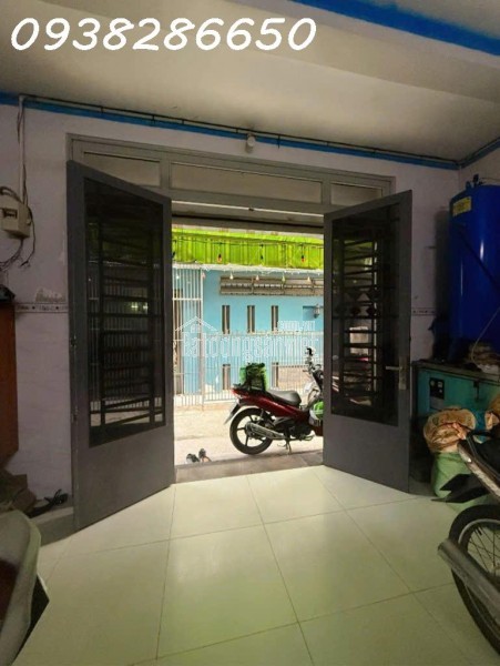 Cần Bán - Nguyễn Văn Quá - Đông Hưng Thuận Q12 - Nhà 2 Tầng,


 Dt: ( 4,4,m x 28m ), Diện Tích sổ: