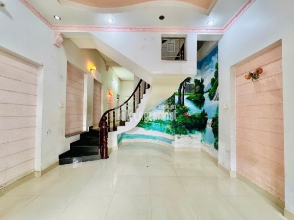 Bán nhà đường Tân Hoà 2, Hiệp Phú. Q9, TP HCM. DT 75 m2,  3 tầng, 4PN, SH. Giá  5.6 tỷ